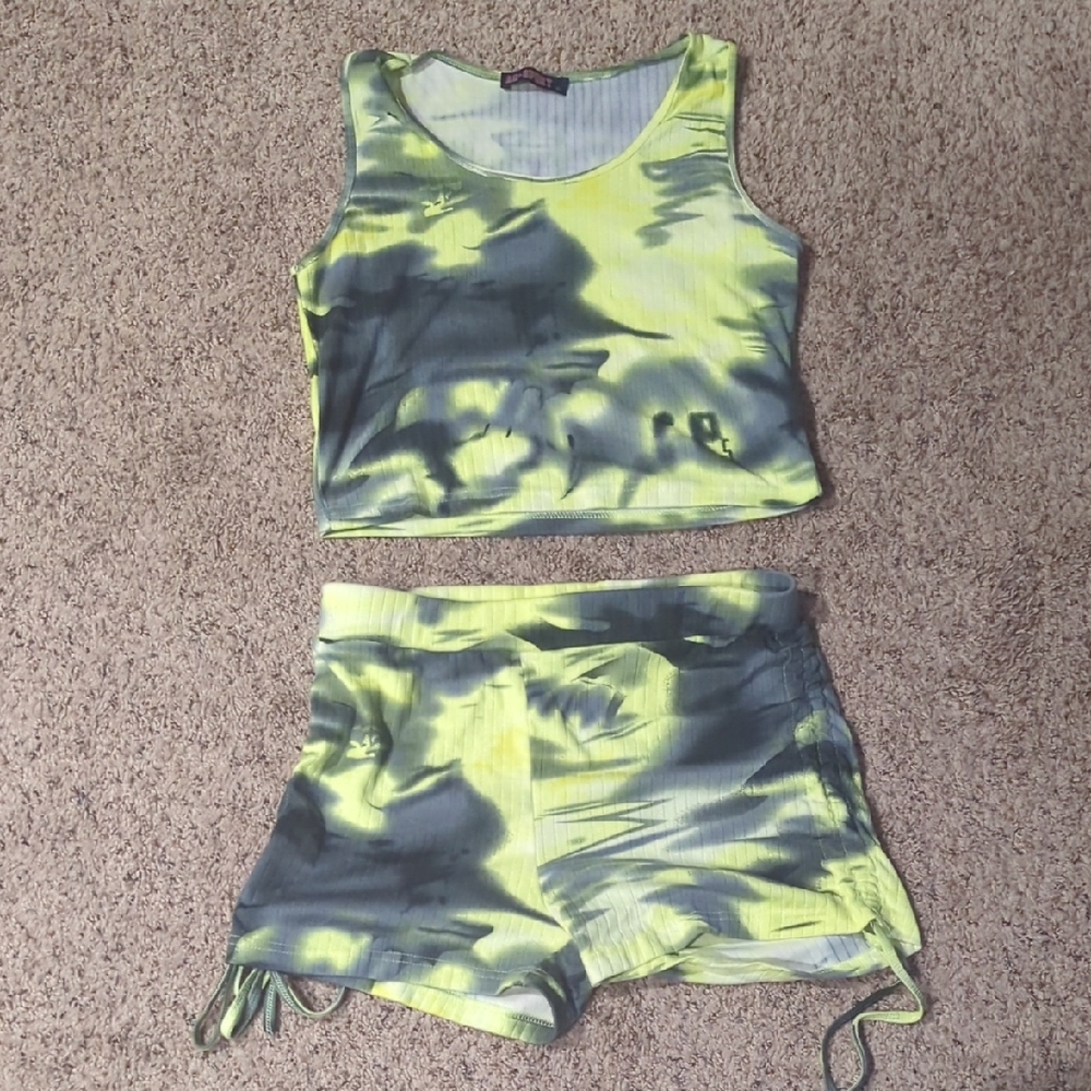 Stylish Tie-Dye Tank and Shorts Set
